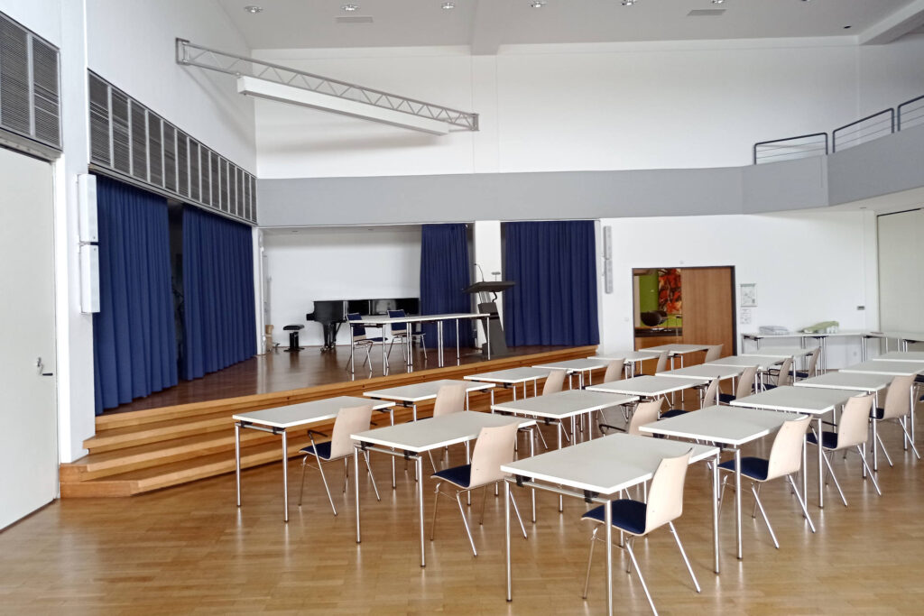 Bühne des Veranstaltungssaals